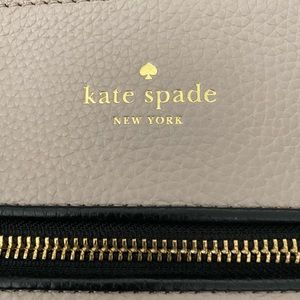 Beige Kate spade purse